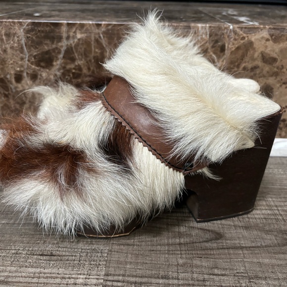 Vintage cow hide fur wooden clogs. - 8 - unique! - Picture 5 of 8
